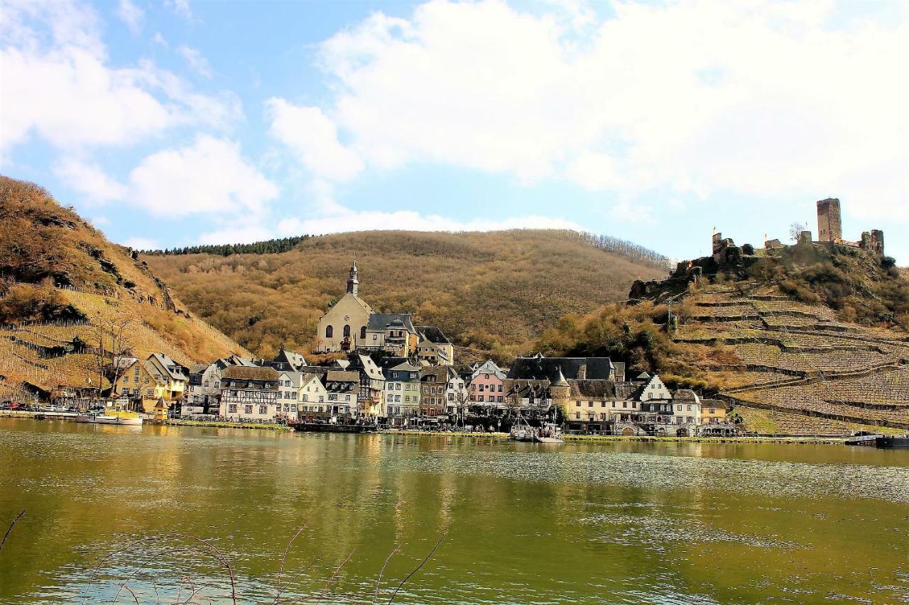 Beilsteiner Gaestehaus ไบล์ชไตน์ ภายนอก รูปภาพ