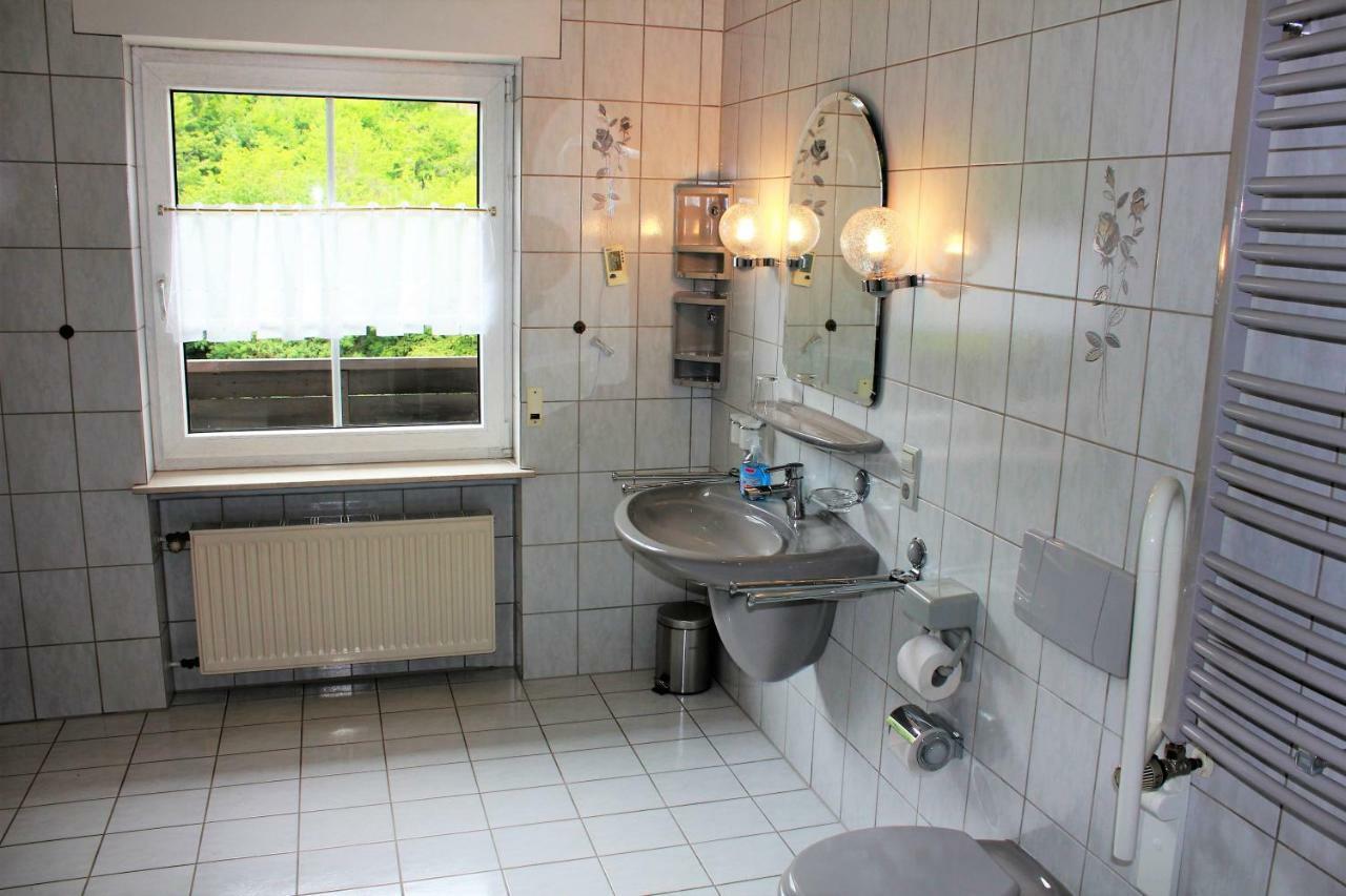 Beilsteiner Gaestehaus ไบล์ชไตน์ ภายนอก รูปภาพ